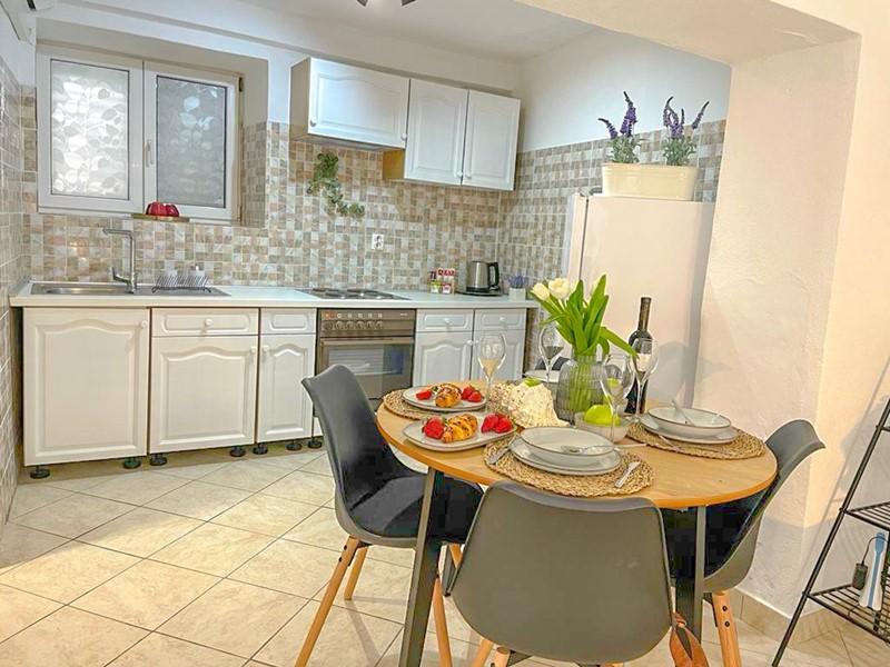 Mari i Kiara vila - studio 1/4 - Gradac - - Chorvatsko