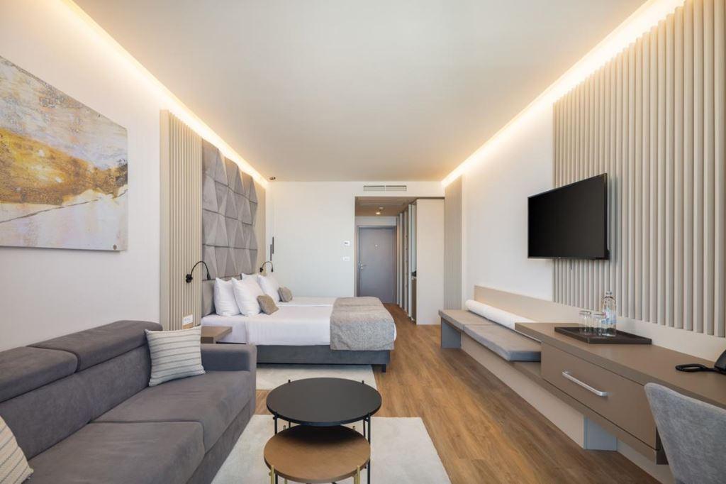 Khalani Aminess Laurel Hotel - pokoj S2DB - Makarska - - Chorv