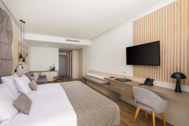 Khalani Aminess Laurel Hotel - pokoj S2LBS - Makarska -  - Chor