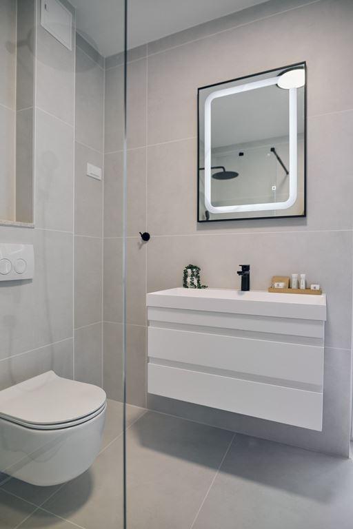 Malinska Green apartmány - apartmán se dvěma ložnicemi a balkon