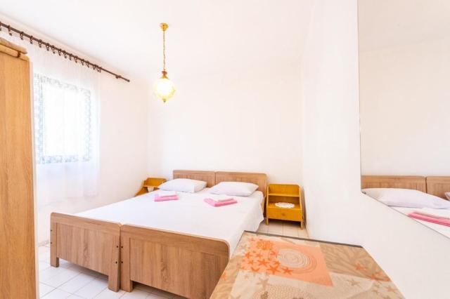 Srecko apartmán - apartmán pro 10 osob - Stara Novalja (ostrov 