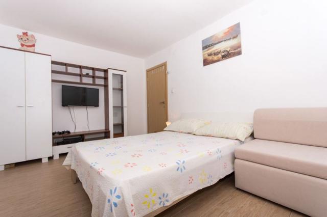 Žaja vila - apartmány v soukromí - Okrug Gornji (ostrov Čiovo) 