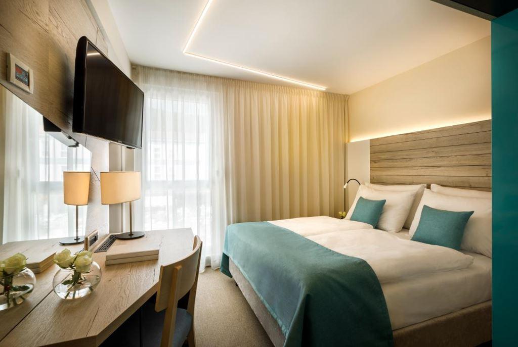 Hotel Marina - pokoj Standard Family - Moščenička Draga - - Ch
