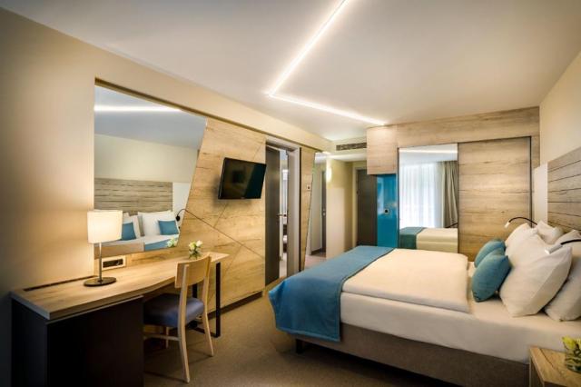 Hotel Marina - pokoj Superior Family - Moščenička Draga -  - Ch