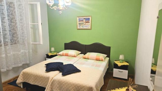 Viktorija vila - apartmán pro 4 osoby se 2 přistýlkami (1/4+1(+