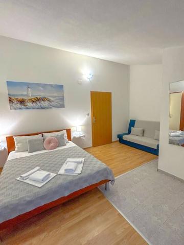Vila Rade - S 2+1 park - Gradac - Chorvatsko -  (3)