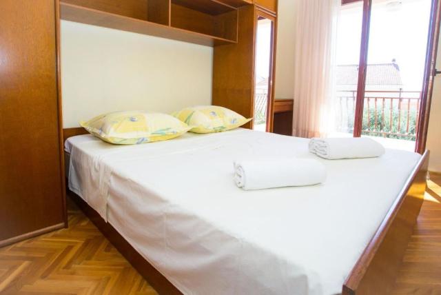Zoran apartmány - APT Bijeli 1/2+2 - Promajna -  - Chorvatsko