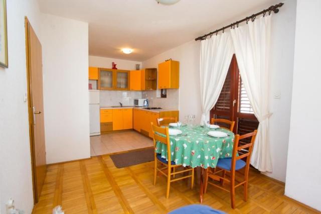 Zoran apartmány - APT Smedi 1/2+2 - Promajna -  - Chorvatsko
