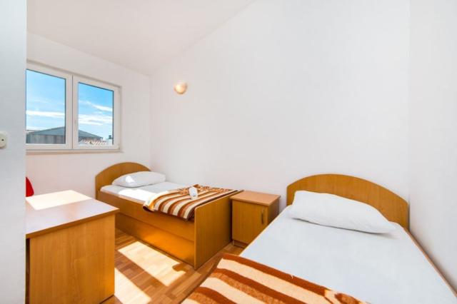 Slavena vila - apartmán pro 6-10 osob č. 8 - Gradac -  - Chorva