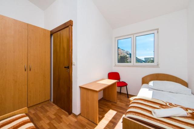 Slavena vila - apartmán pro 6-10 osob č. 8 - Gradac -  - Chorva