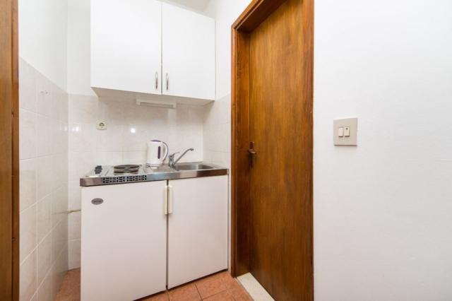 Slavena vila - studio pro 3 osoby, č. 2 - Gradac -  - Chorvatsk