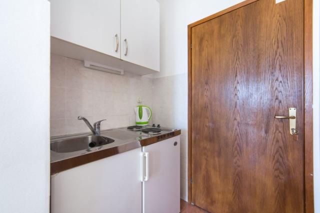 Slavena vila - studio pro 3 osoby, č. 5 - Gradac -  - Chorvatsk