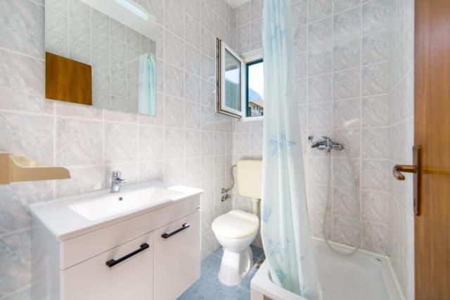 Slavena vila - studio pro 3 osoby, č. 5 - Gradac -  - Chorvatsk