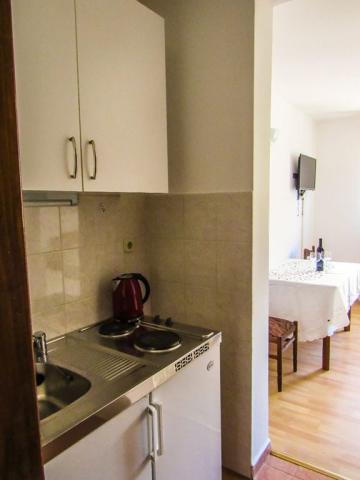 Slavena vila - studio pro 3 osoby, č. 3 - Gradac -  - Chorvatsk