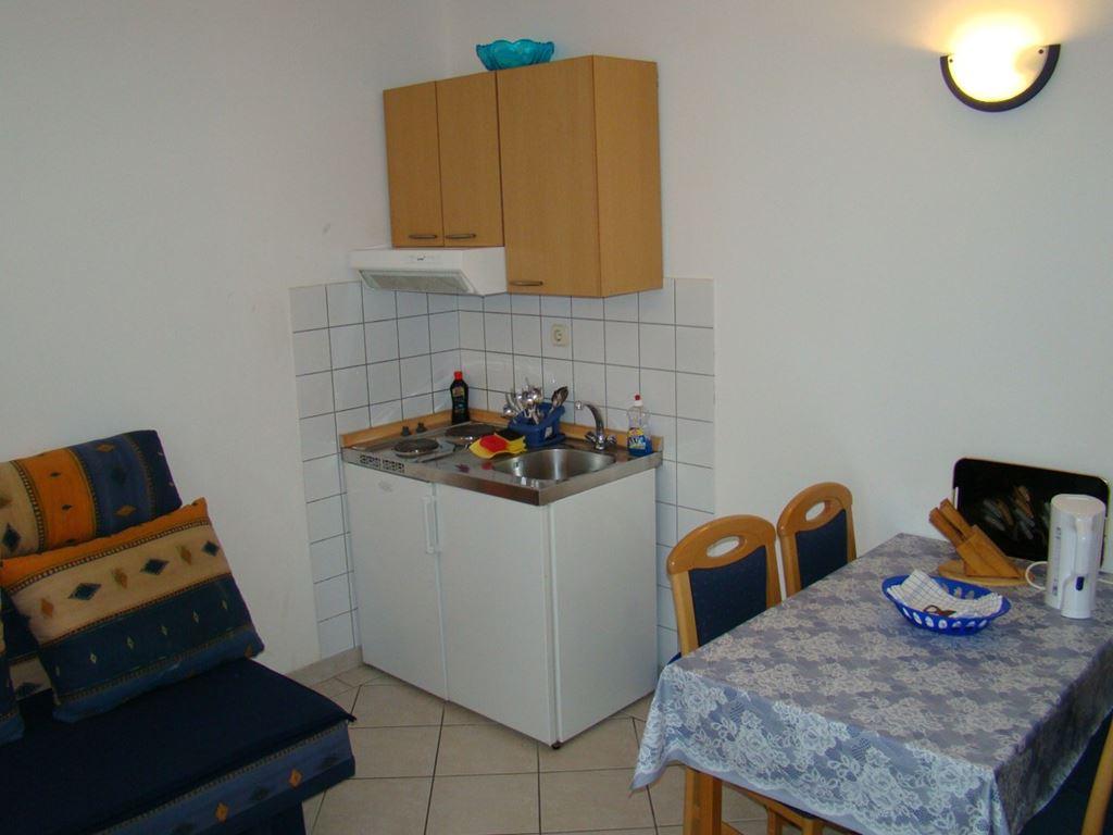 Vila Čuturić Josip - 102 A2+2 kat I - Gradac - Chorvatsko - (2