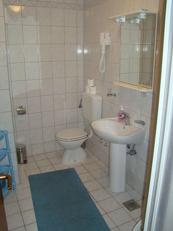 Vila Čuturić Josip - 102 A2+2 kat I - Gradac - Chorvatsko - (1