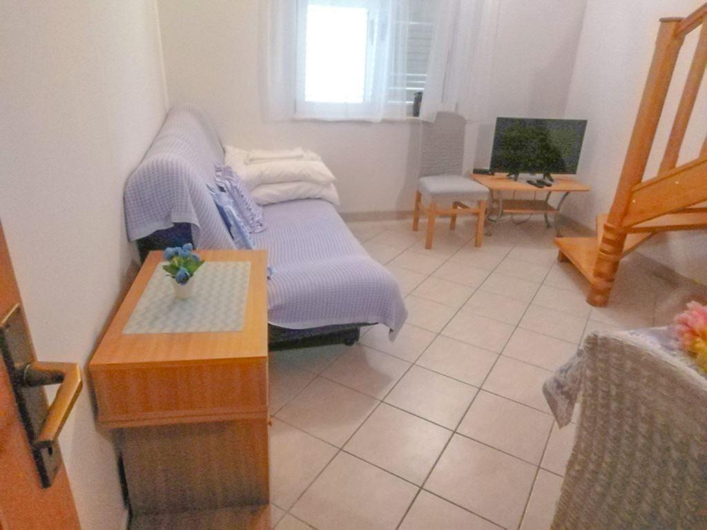 Vila Čuturić Josip - 201 A4+2 kat II - Gradac - Chorvatsko - (