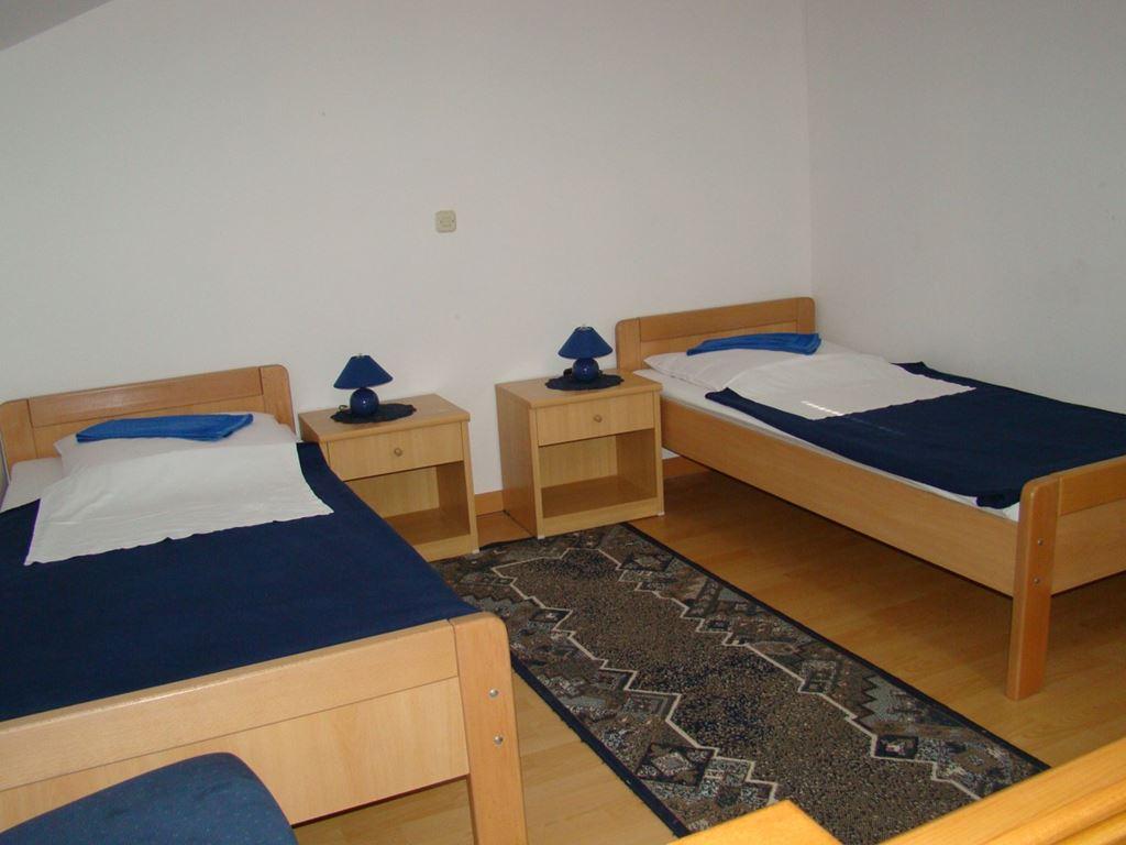 Vila Čuturić Josip - 201 A4+2 kat II - Gradac - Chorvatsko - (