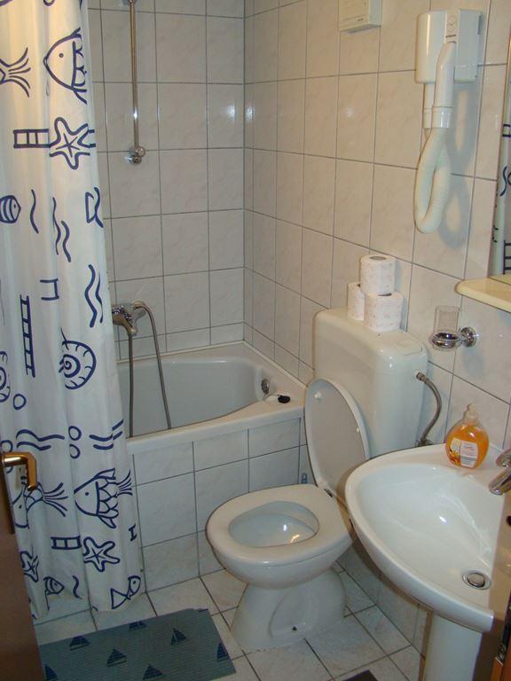 Vila Čuturić Josip - 201 A4+2 kat II - Gradac - Chorvatsko - (