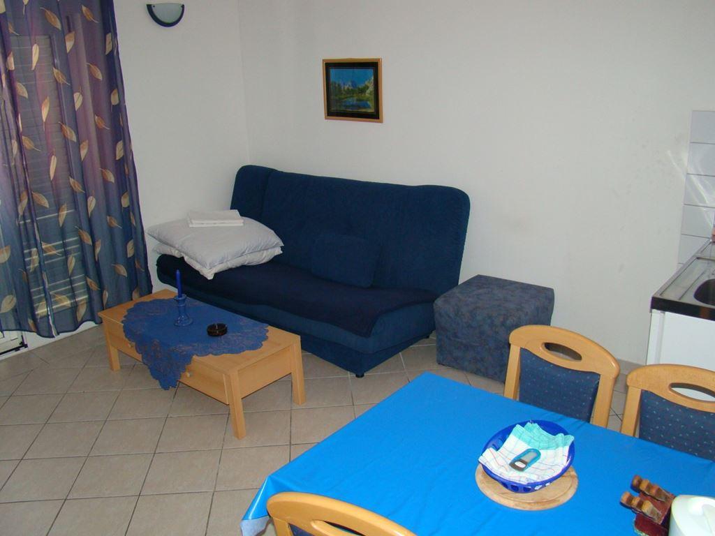 Vila Čuturić Josip - 202 A2+2 kat II - Gradac - Chorvatsko - (