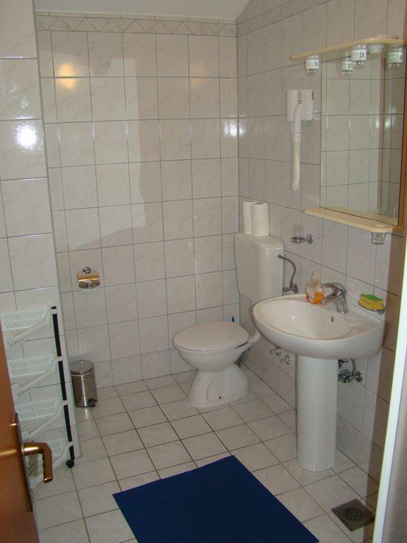 Vila Čuturić Josip - 202 A2+2 kat II - Gradac - Chorvatsko - (