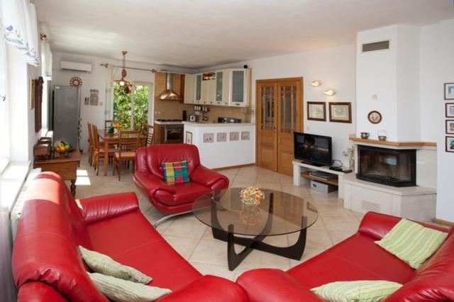 Lukrecia apartmány - Supetar (ostrov Brač) -  - Chorvatsko