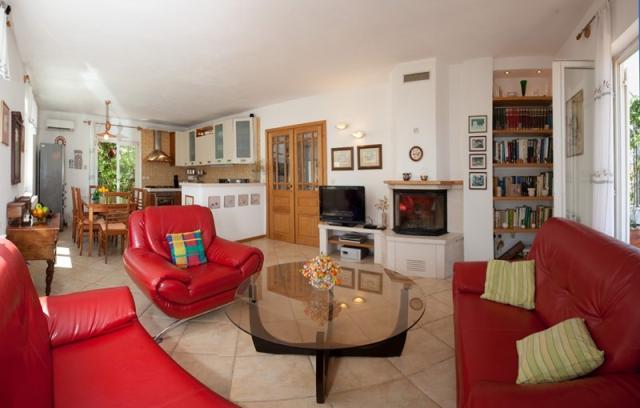 Lukrecia apartmány - Supetar (ostrov Brač) -  - Chorvatsko