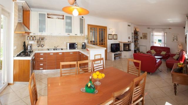 Lukrecia apartmány - Supetar (ostrov Brač) -  - Chorvatsko