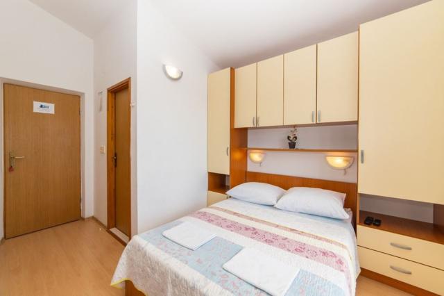 Vila Neda-Maršić - dvoulůžkové studio č. 4 - Gradac - Chorvatsk