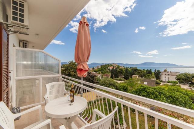Vila Neda-Maršić - třílůžkové studio č. 2 - Gradac - Chorvatsko