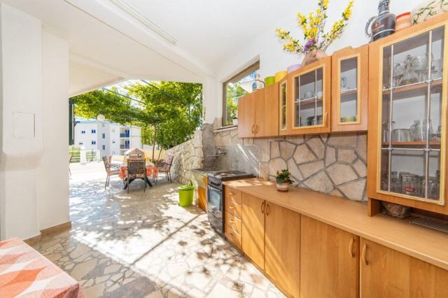 Vila Neda-Maršić - Gradac - Chorvatsko -  (9)