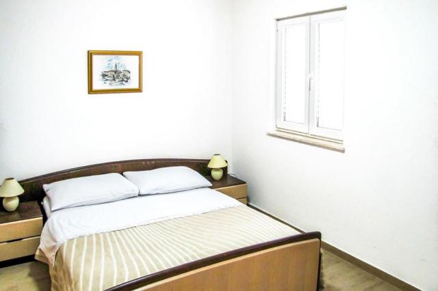 Leut apartmány - apartmán pro 2 osoby, přízemí - Novalja (ostro