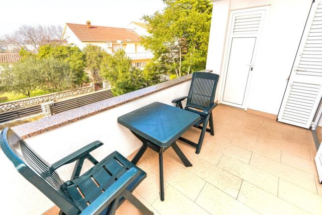 Leut apartmány - apartmán pro 2 osoby, 1. patro - Novalja (ostr