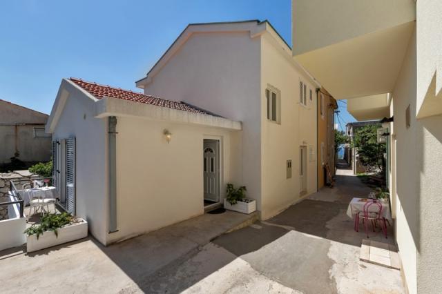 Danica apartmány - Studio S2 v přízemí - samostatný domek - Dra