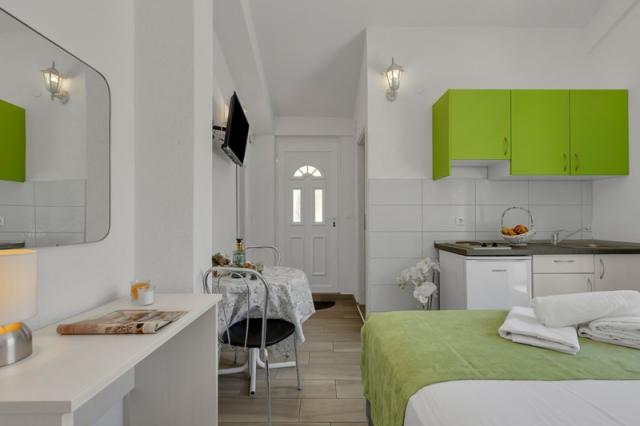 Danica apartmány - Studio S2 v přízemí - samostatný domek - Dra