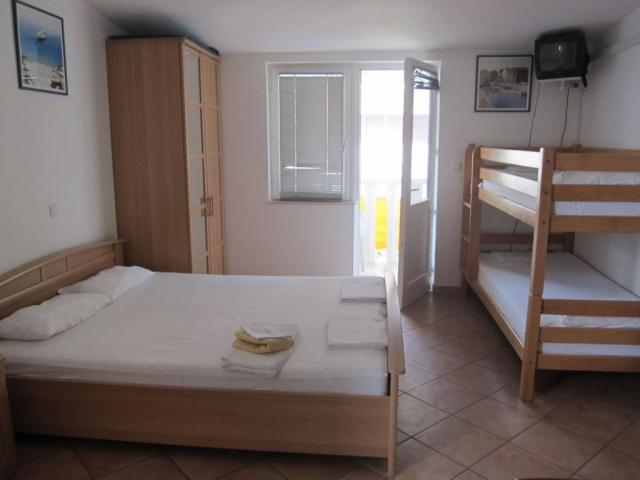 Mihaljević vila - apartmán pro 4 osoby s 1 ložnicí - Omiš-Duće 