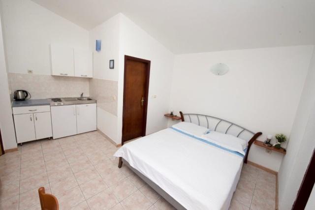 Neda vila - apartmán pro 4 osoby se 2 ložnicemi - Omiš-Duće -  