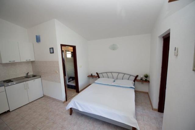 Neda vila - apartmán pro 4 osoby se 2 ložnicemi - Omiš-Duće -  