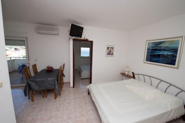 Neda vila - apartmán pro 4 osoby s 1 ložnicí - Omiš-Duće -  - C