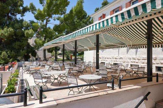 Val hotel TN - Seget Donji (Trogir) -  - Chorvatsko