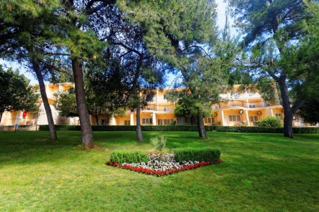 Val hotel TN - Seget Donji (Trogir) -  - Chorvatsko