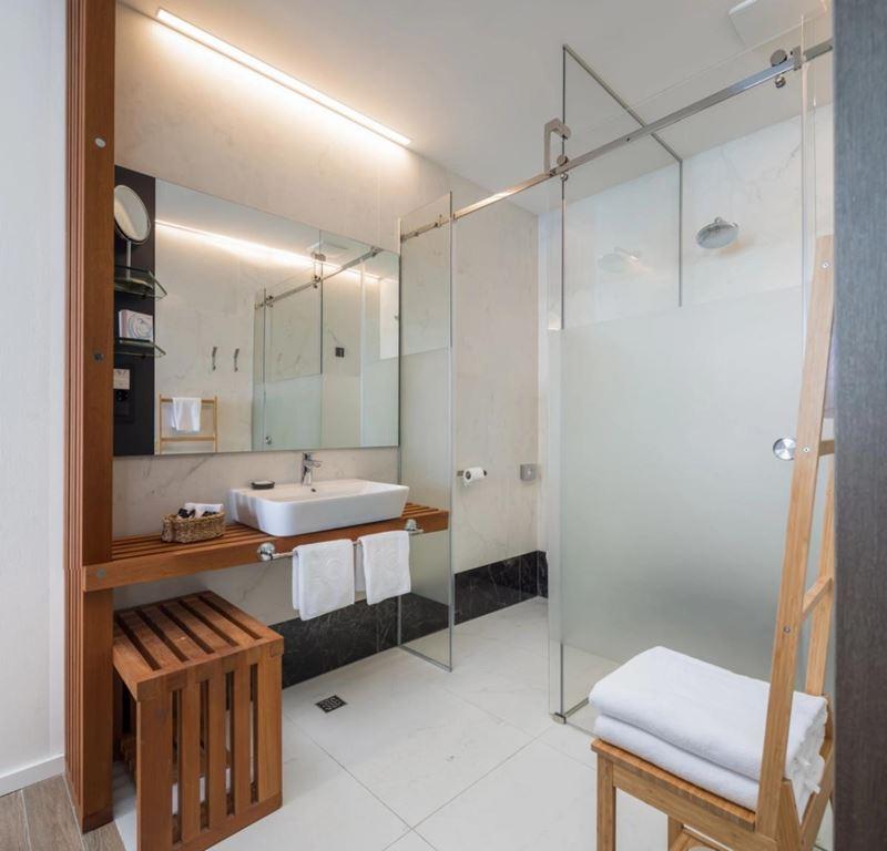 Ola hotel - pokoj Superior - Seget Donji (Trogir) - - Chorvats