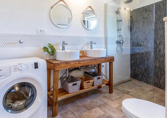 Island Getaway - Mirca Heritage House - Mirca (ostrov Brač) -  