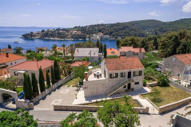 Vjeka vila - Sumartin (ostrov Brač) -  - Chorvatsko