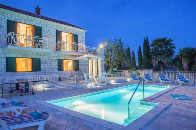 Vjeka vila - Sumartin (ostrov Brač) -  - Chorvatsko
