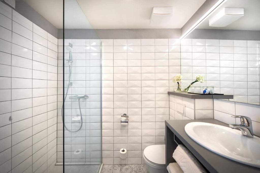 Lungomare hotel - pokoj Standard, strana ulice - Opatija - - C