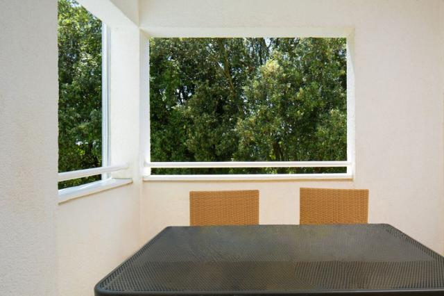 Lanterna Resort apartmány Standard - apartmán pro 4 osoby - Por