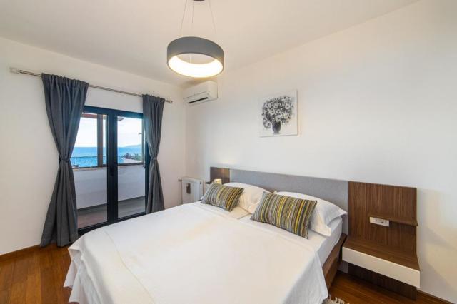 Ruža vila - apartmán pro 4 osoby - Brist -  - Chorvatsko