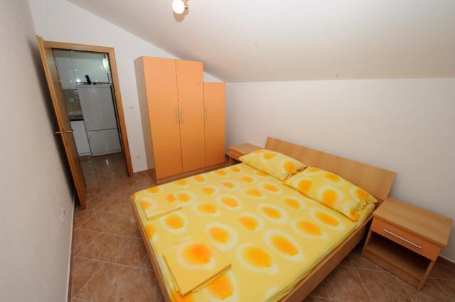 Biokovo vila a depandance - apartmán č. 7 - Gradac -  - Chorvat