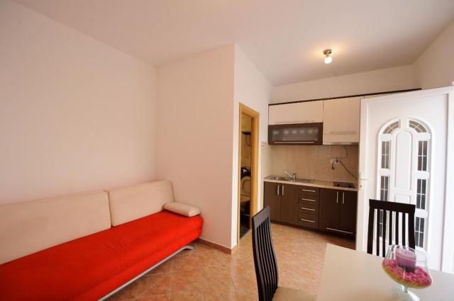 Biokovo vila a depandance - apartmán č. 2 - Gradac -  - Chorvat